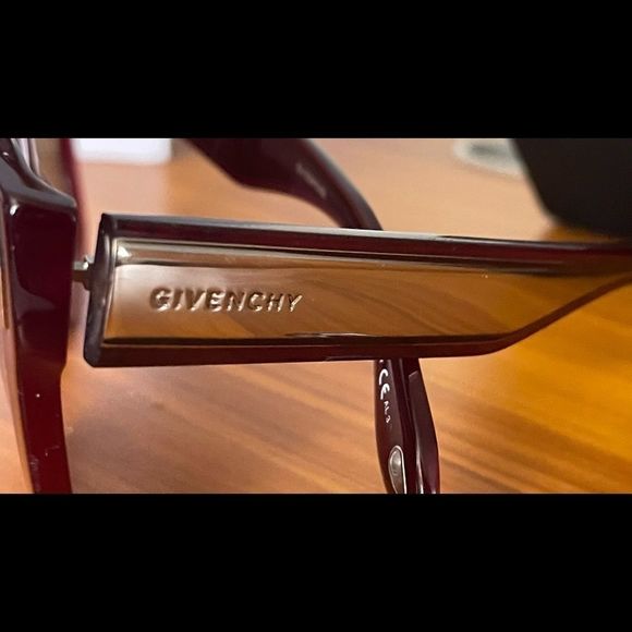 Timeless Givenchy  sunglasses - Picture 10 of 16